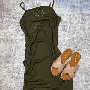 Side ruched tie bodycon strap dress